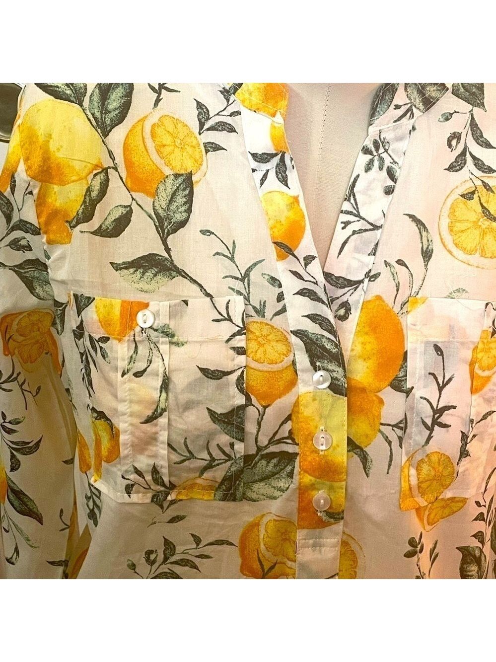 Eden & Olivia Lemon Tunic Blouse - Picture 2 of 8